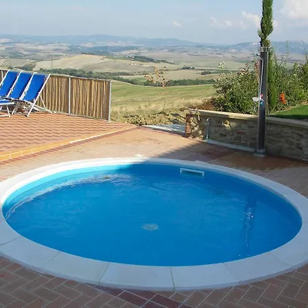 Apartment Sleeps 3 With Pool Lajatico