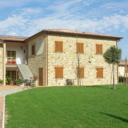 Sleeps 3 With Pool Apartment